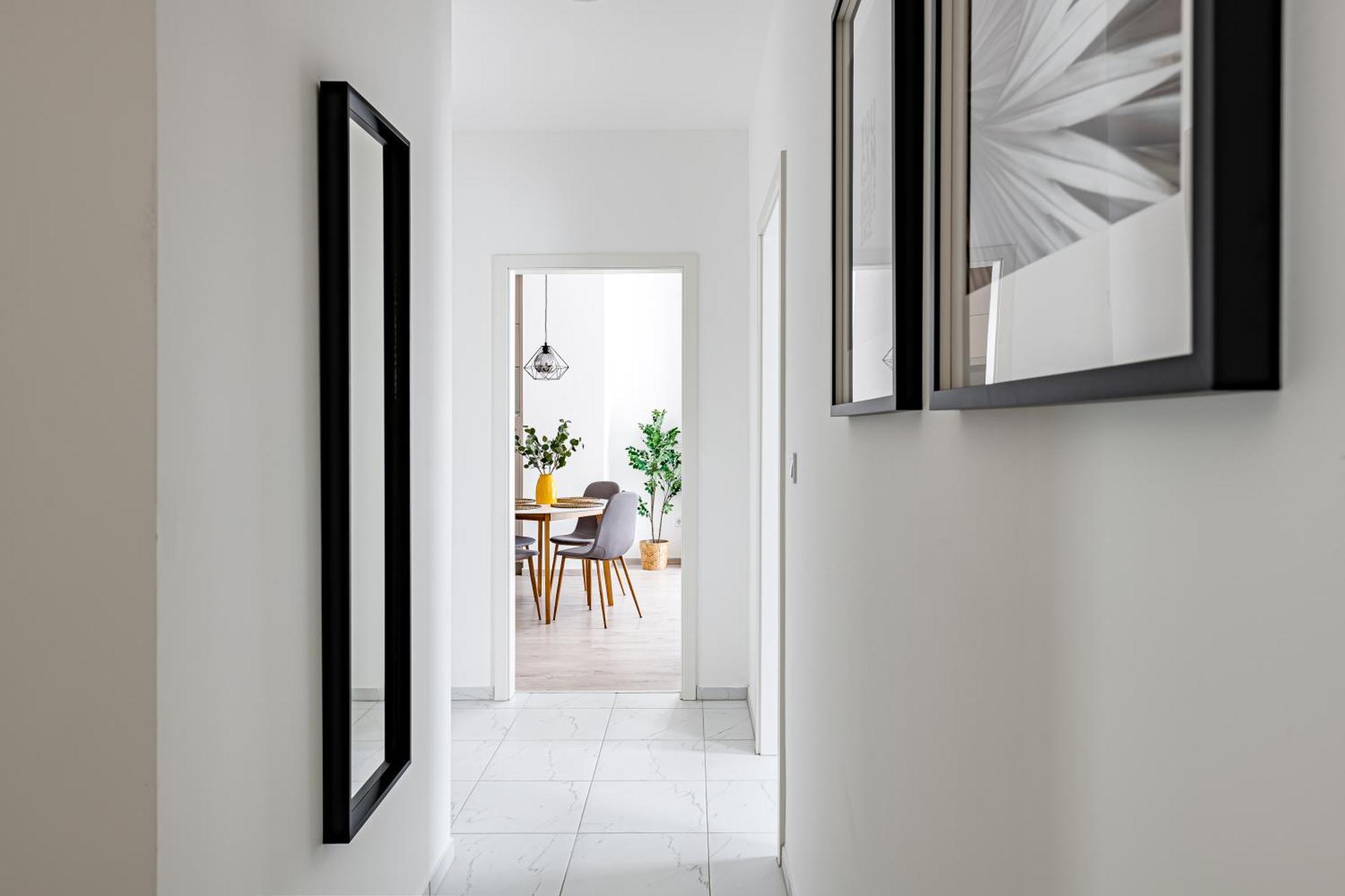 Westside Garden Apartments By Urbanrent Budapest Bagian luar foto