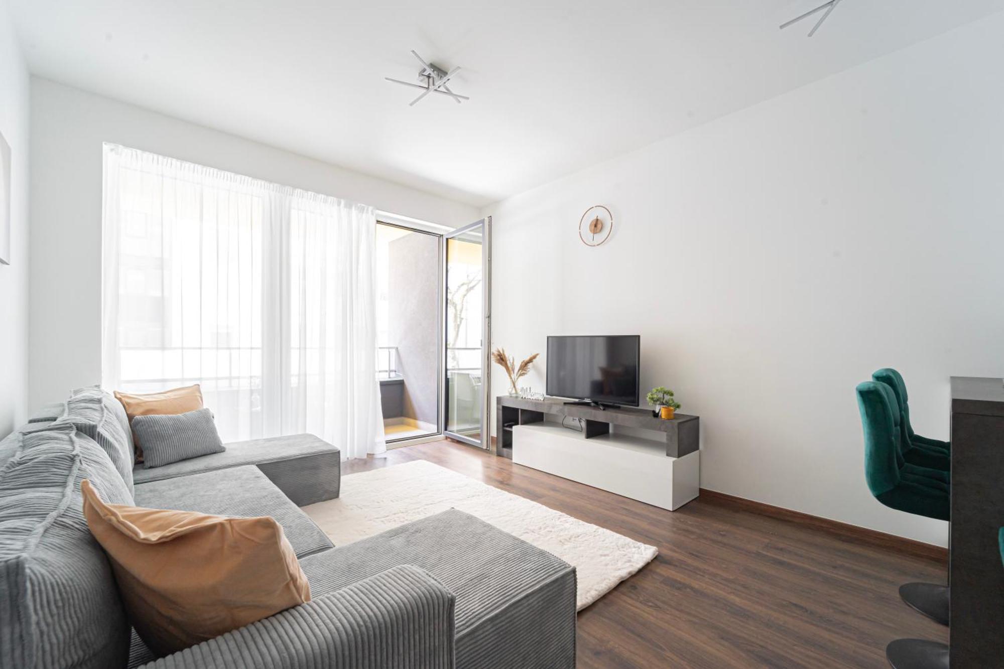 Westside Garden Apartments By Urbanrent Budapest Bagian luar foto