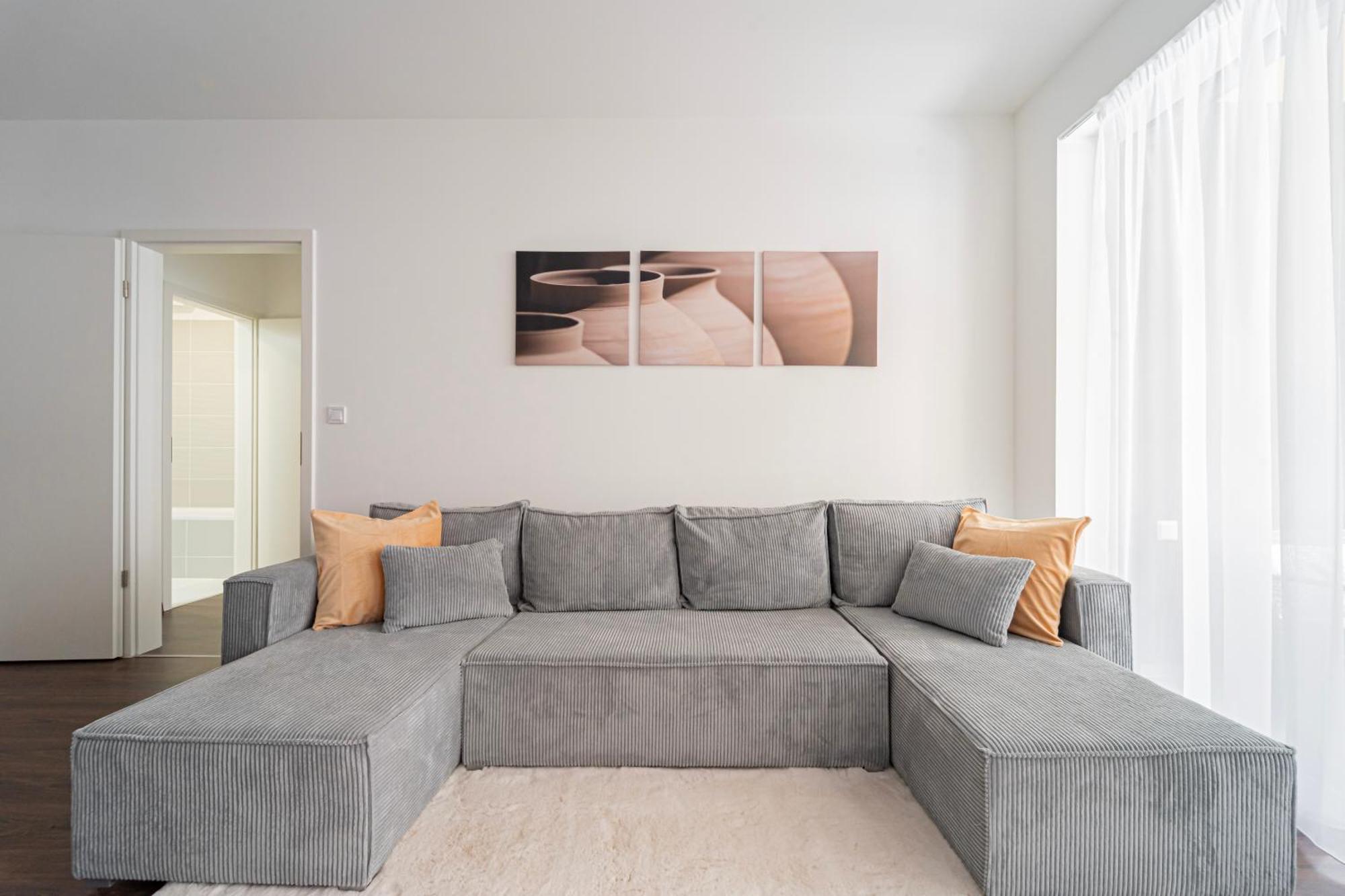 Westside Garden Apartments By Urbanrent Budapest Bagian luar foto