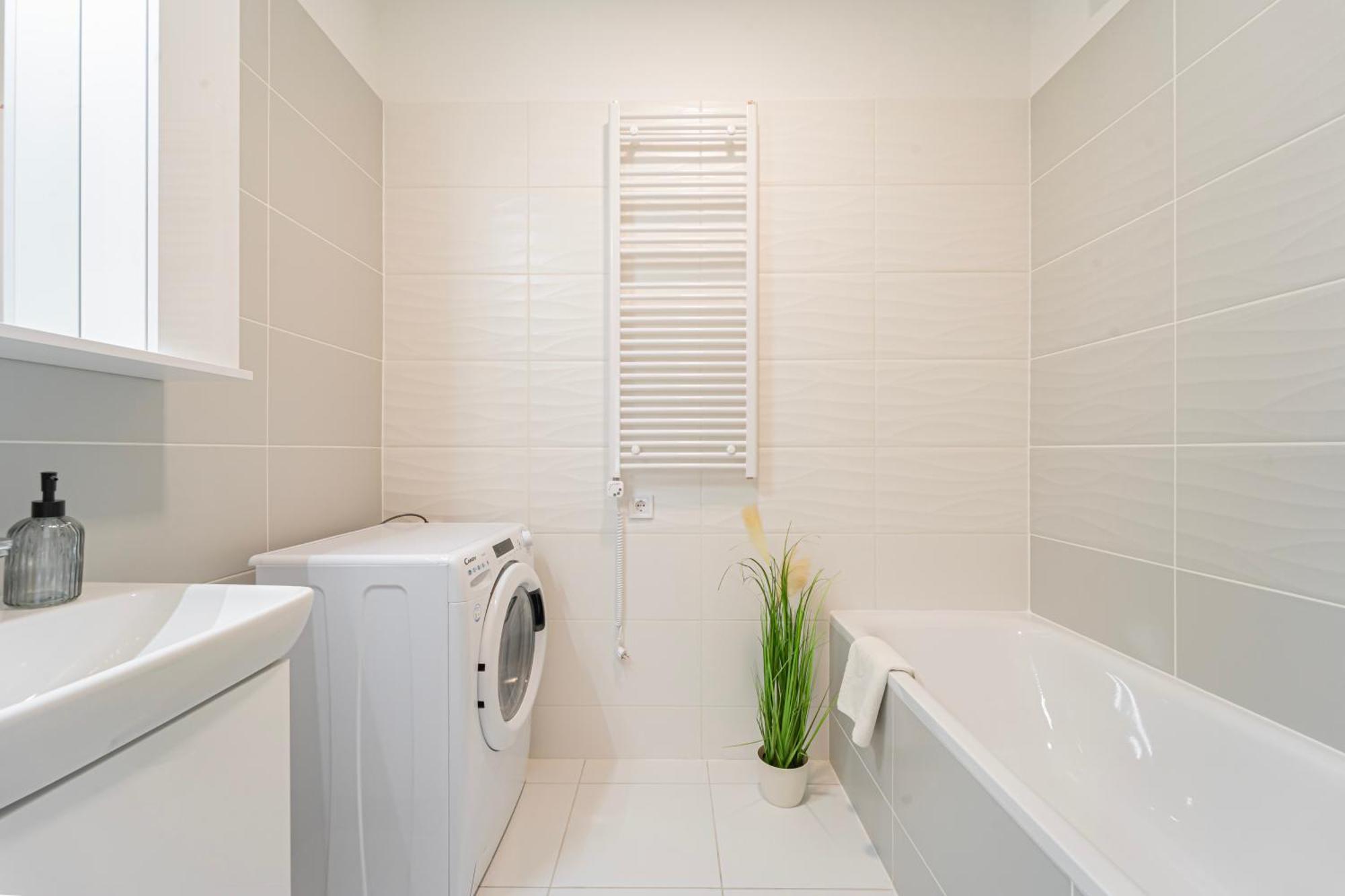 Westside Garden Apartments By Urbanrent Budapest Bagian luar foto